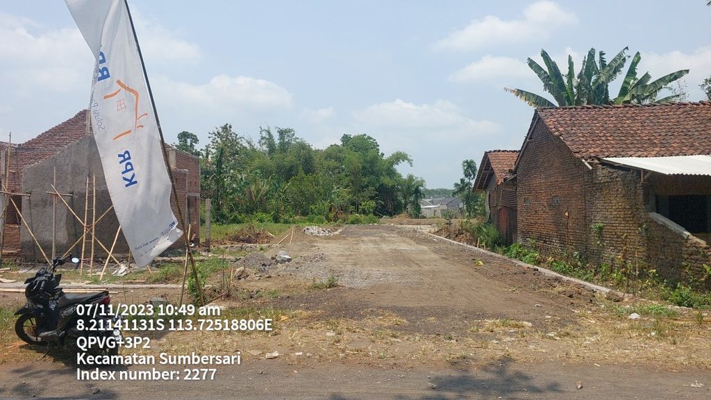 foto gerbang perumahan Rowind Land