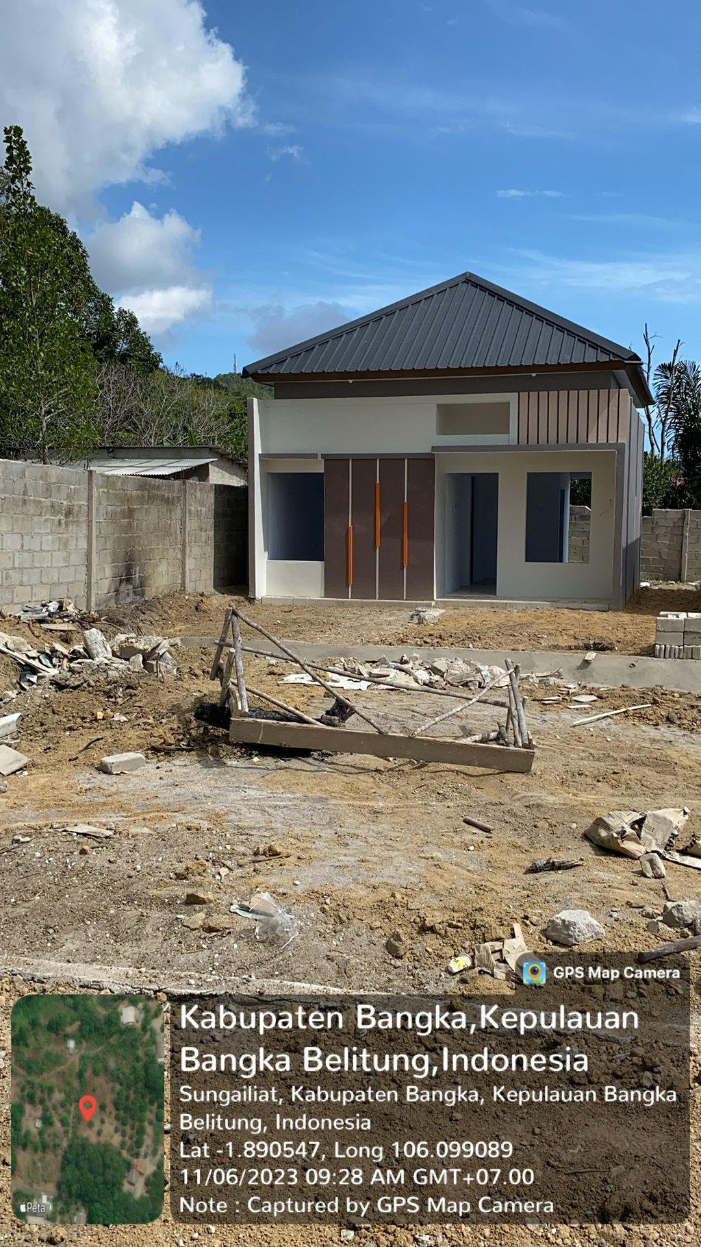 foto contoh rumah perumahan BUKIT ARWANA