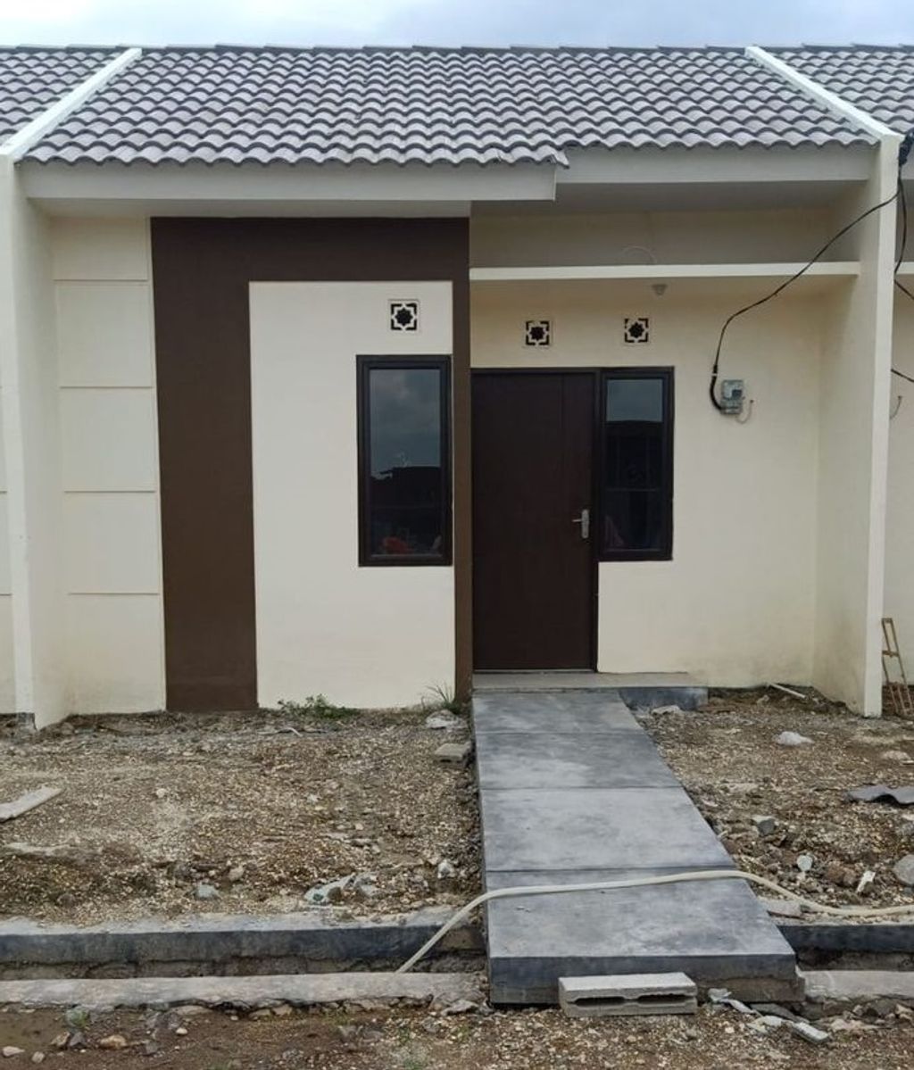 foto tampak rumah tipe 28/60 perumahan CAMELIA RESIDENCE
