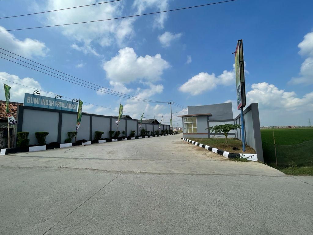 foto gerbang perumahan BUMI INDAH PROKLAMASI 2