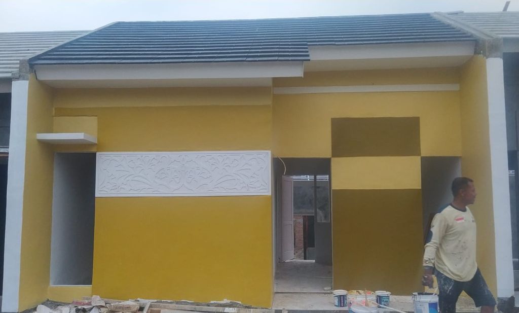 foto tampak rumah tipe 30/60 perumahan PESONA ANGGREK KUNINGAN