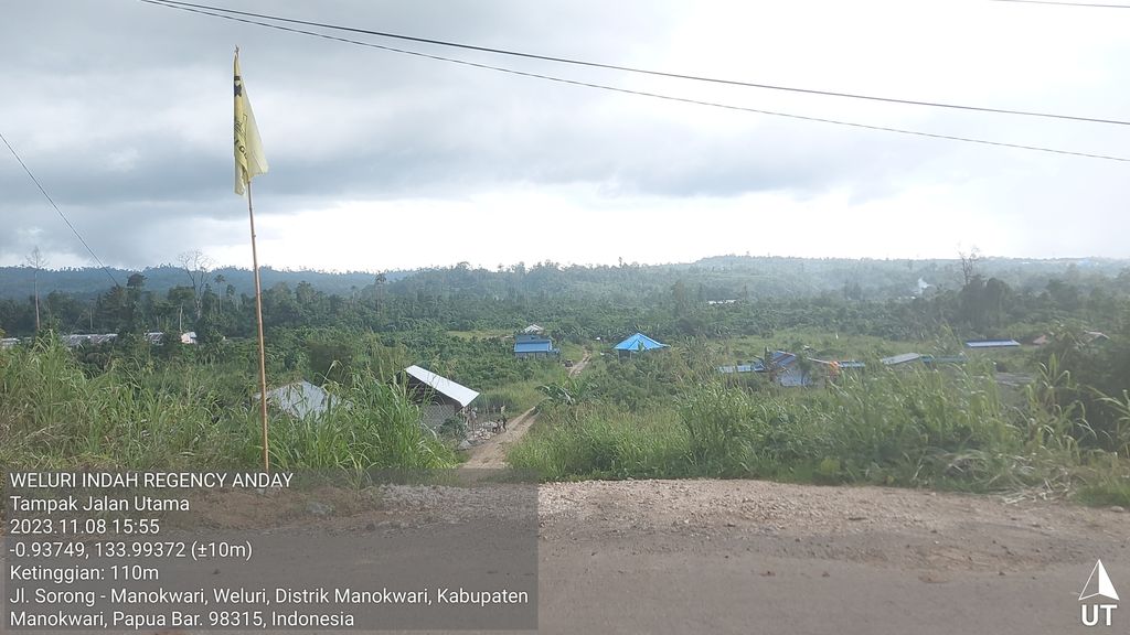 foto gerbang perumahan WELURI INDAH REGENCY ANDAY