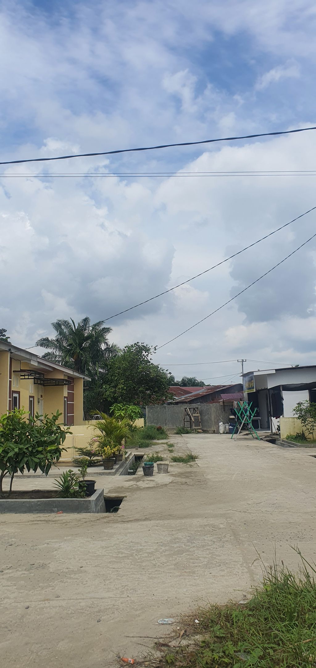 foto posisi tengah perumahan GRIYA AIRA JUANDA INDAH 3