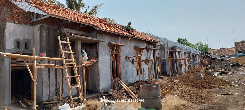 foto posisi tengah perumahan PERMATA DIVA DAVA RESIDENCE