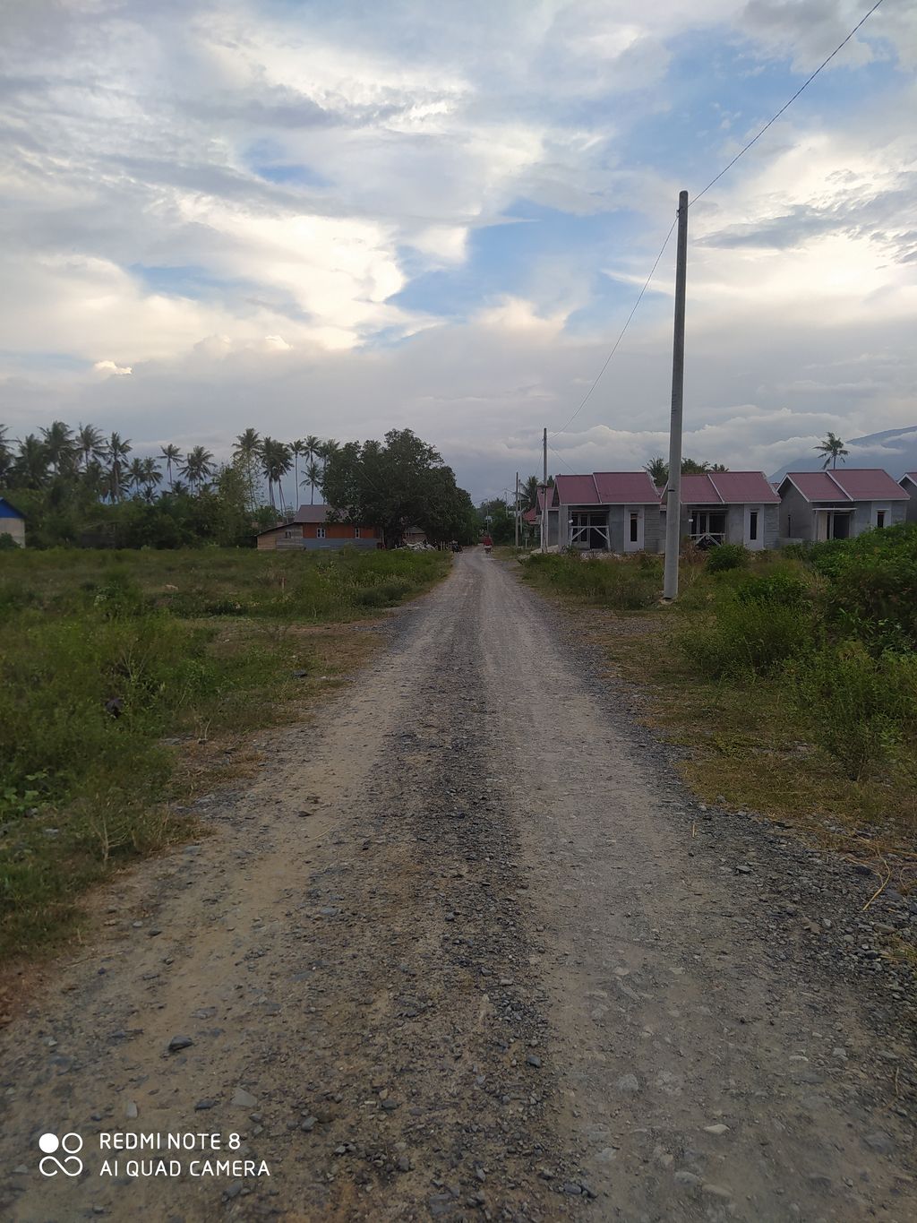 foto posisi tengah perumahan KALUKUBULA PARADISE