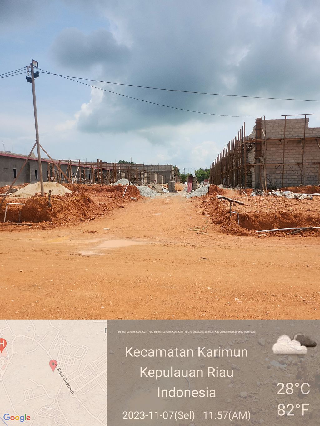 foto posisi tengah perumahan BUKIT TELAGA NIRWANA