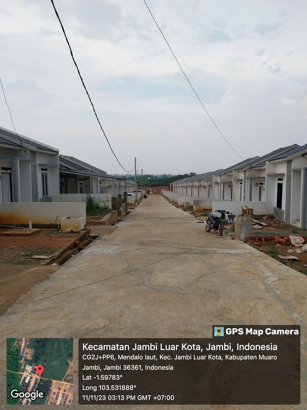 foto posisi tengah perumahan RADEN REGENCY 3