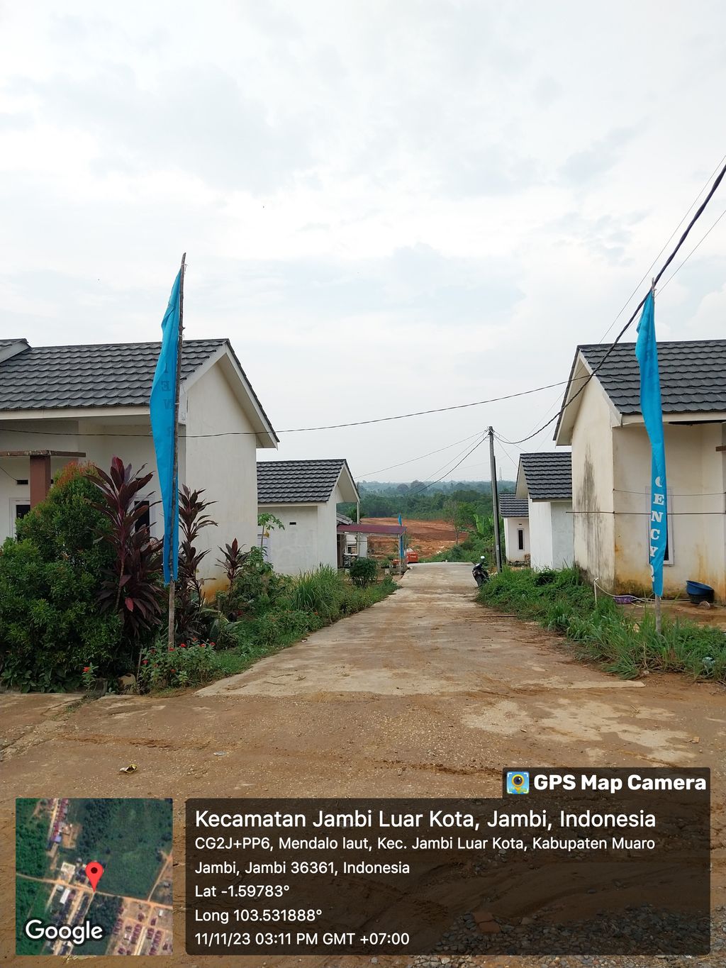 foto gerbang perumahan RADEN REGENCY 3