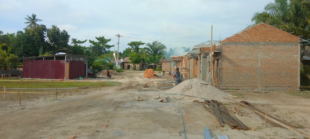 foto posisi tengah perumahan PERUMAHAN PESONA KARYA 3