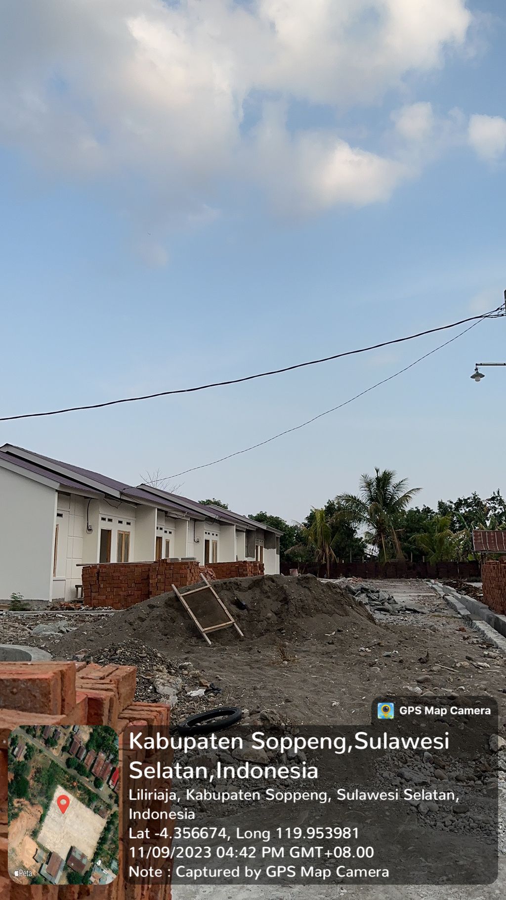 foto posisi tengah perumahan BENTENG INDAH