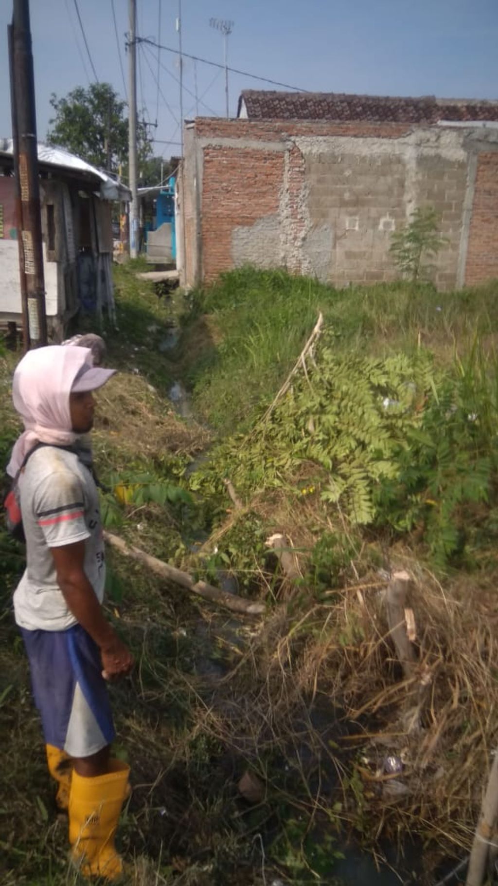 foto tampak rumah tipe 45/96 D7 01A DAN 11 perumahan PESONA KALANGSURIA ( PESONA LAMA )