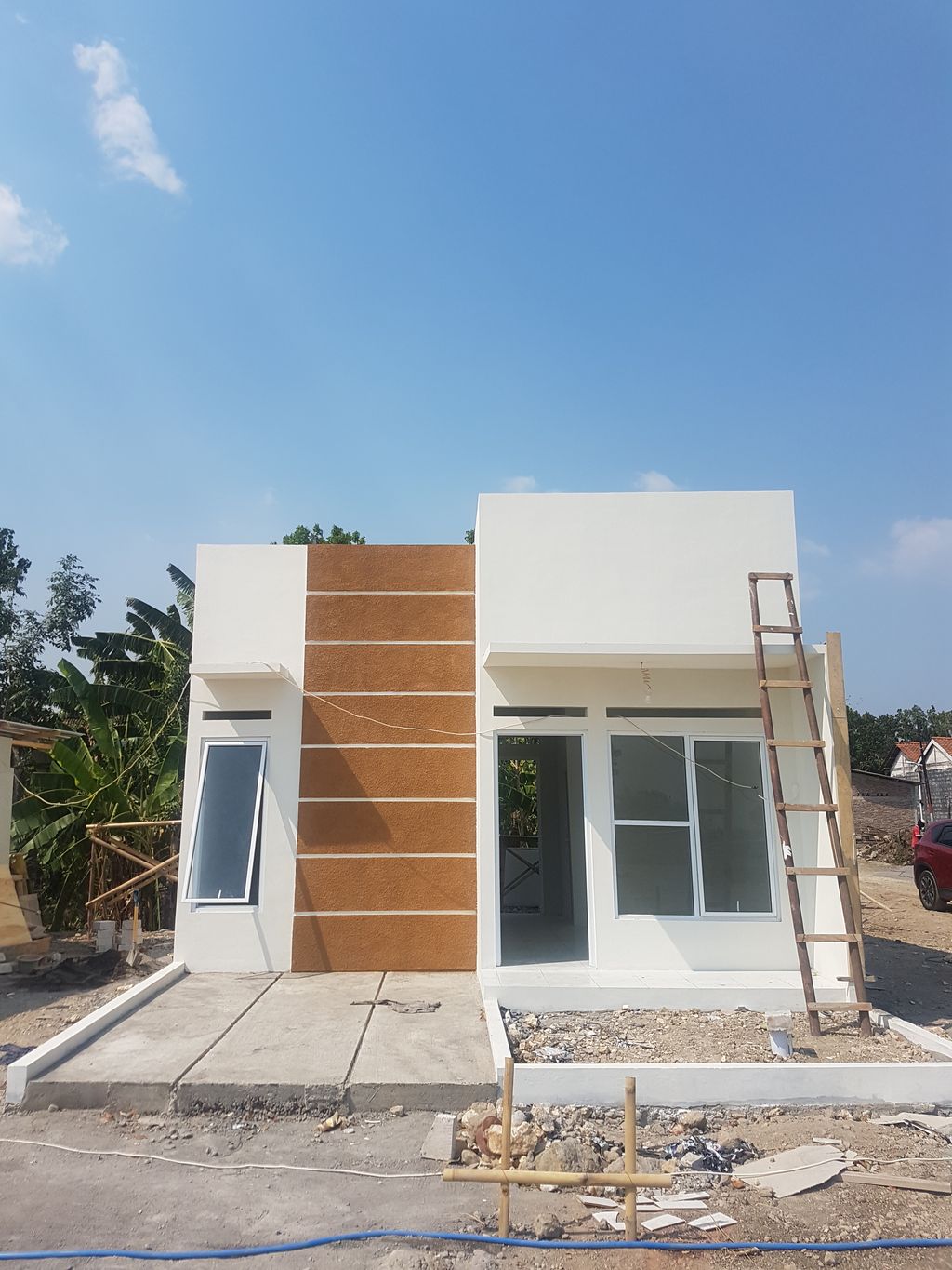 foto tampak rumah tipe Standart 30 perumahan cemara sae residence