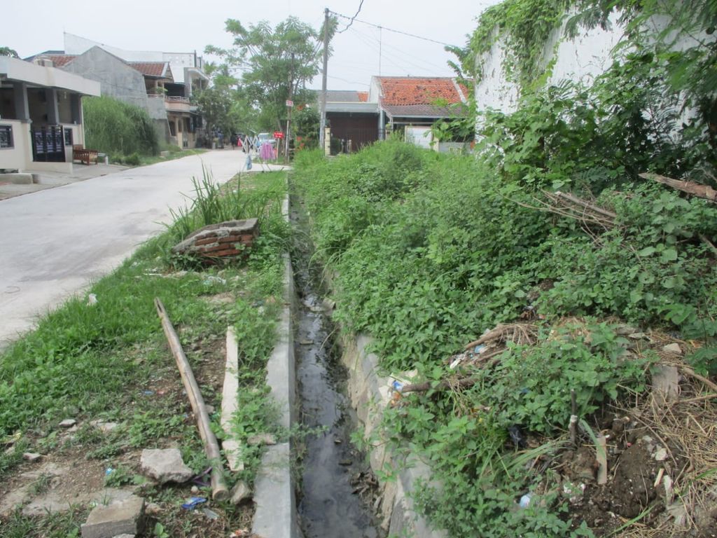 foto tampak rumah tipe 45/96 D1 NO 1 perumahan PESONA KALANGSURIA ( PESONA LAMA )