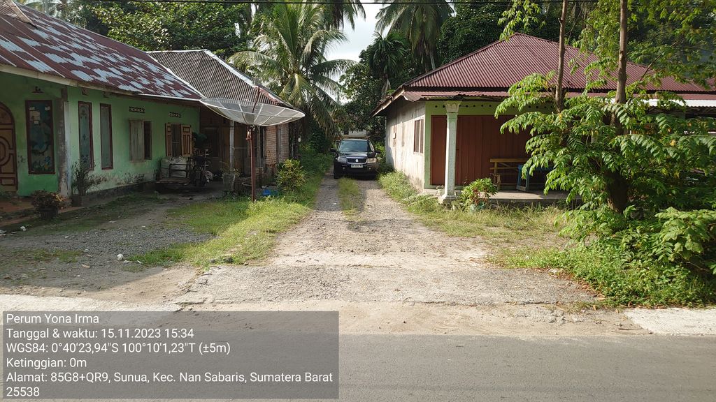 foto gerbang perumahan Yona Irma Residence