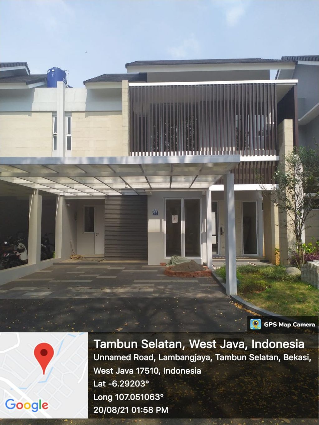 foto tampak rumah tipe T.117/140.WT perumahan GRAND WISATA DISTRIK