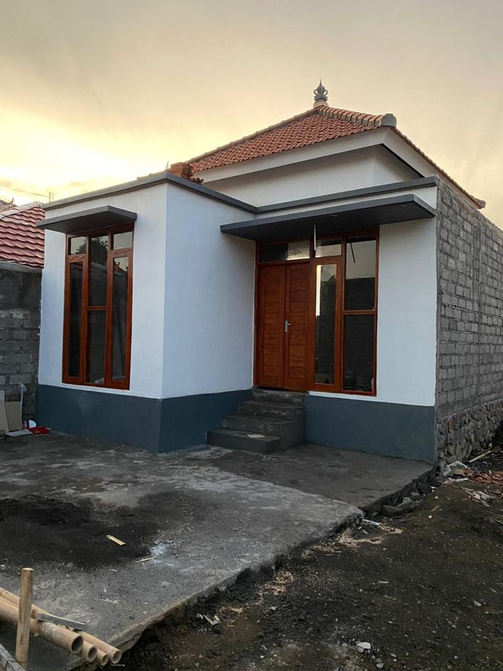 foto tampak rumah tipe 36 perumahan GRIYA MAHA ADITYA TAHAP II