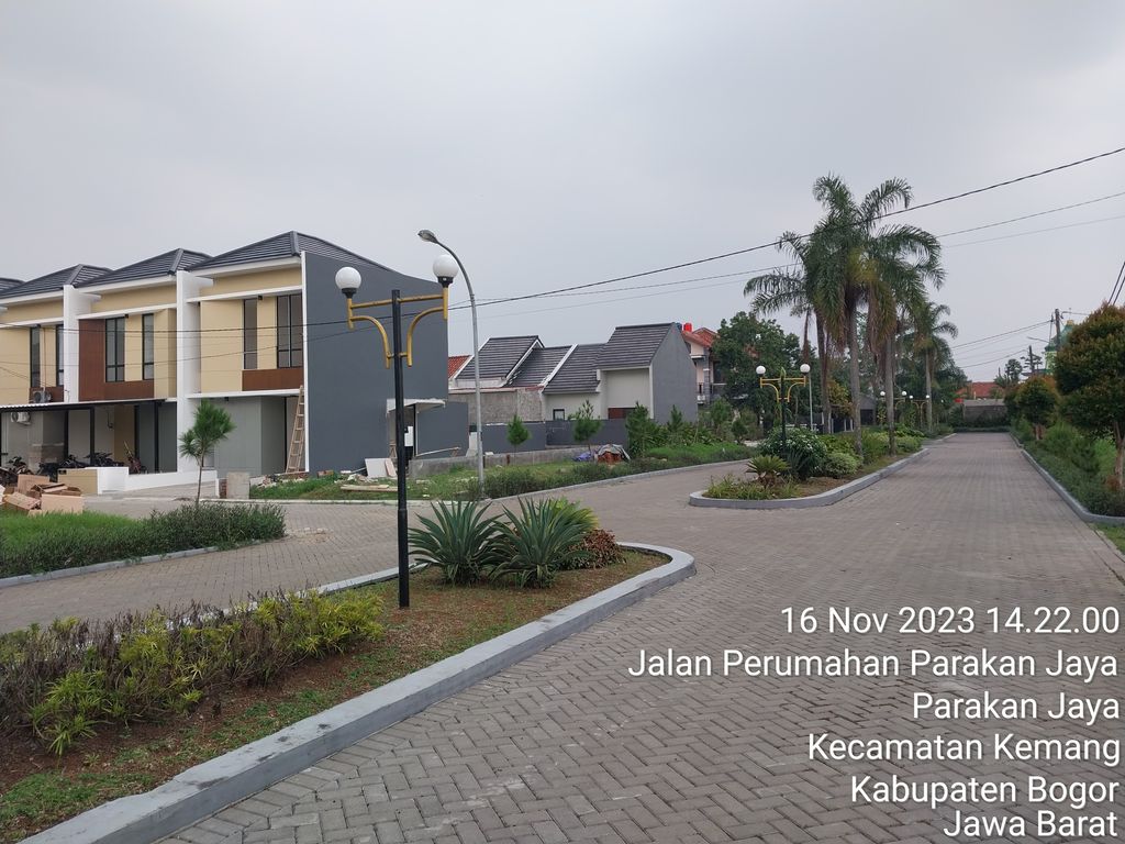 foto posisi tengah perumahan KAYU MANIS RESIDENCE