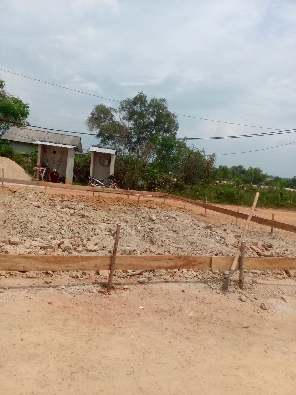 foto gerbang perumahan PERUMAHAN APPLE RESIDENCE 1 TAMBAHAN