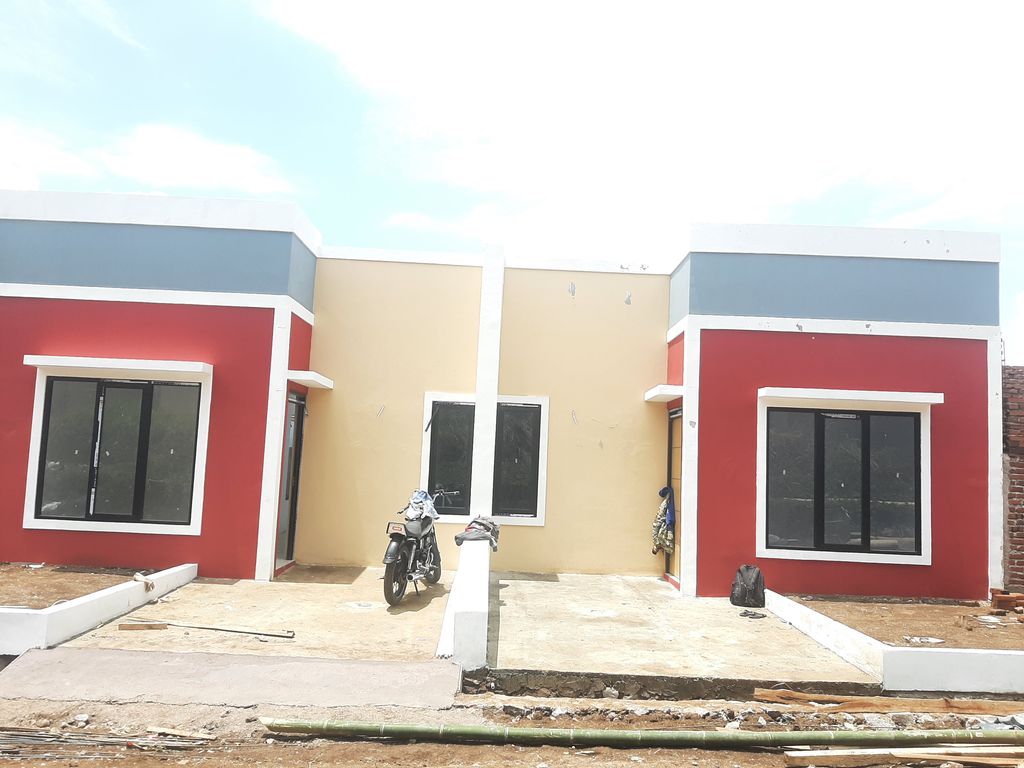 foto tampak rumah tipe 34/60 perumahan PURI ALAM CEMPAKA