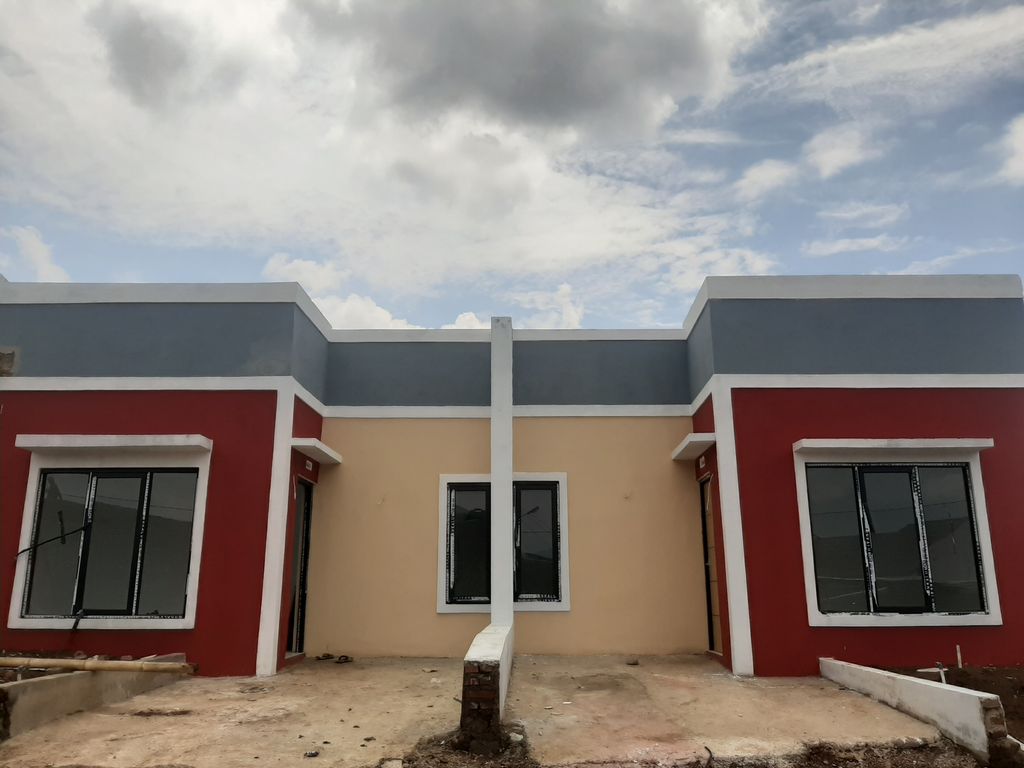 foto tampak rumah tipe 34/66 perumahan PURI ALAM CEMPAKA