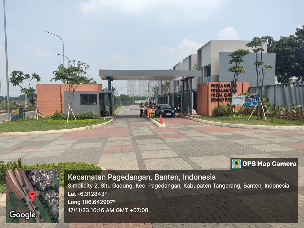 foto gerbang perumahan FREJA