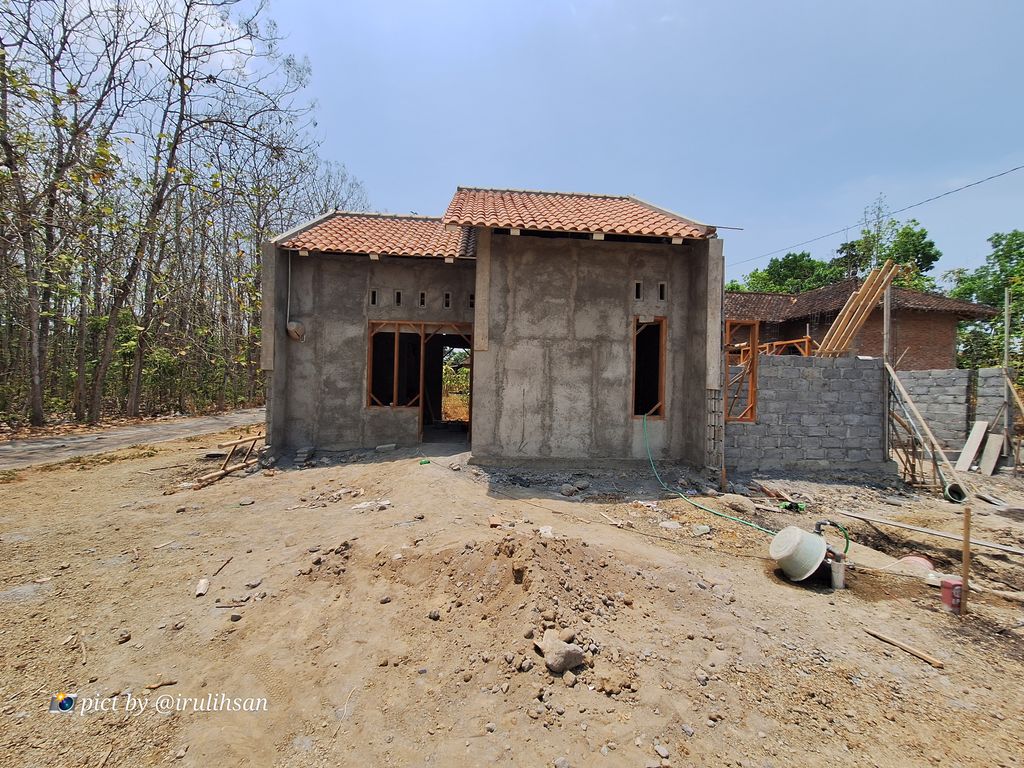 foto tampak rumah tipe 28/63 perumahan GRIYA ASRI NGEMPLAK