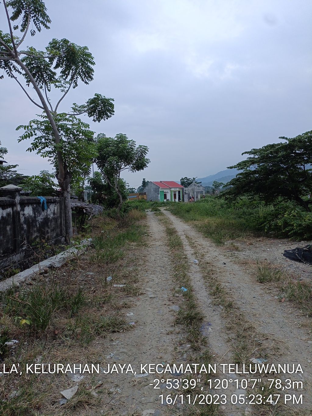 foto gerbang perumahan TRIJAYA REGENCY