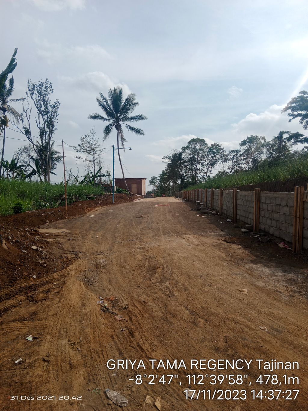 foto gerbang perumahan GRIYA TAMA REGENCY