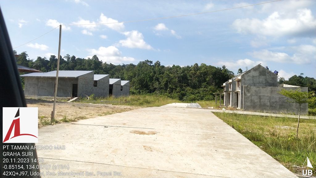 foto posisi tengah perumahan GRAHA SURI
