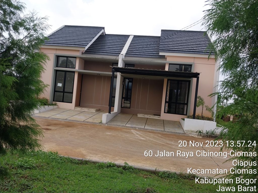 foto contoh rumah perumahan BUKIT AYANA CIOMAS