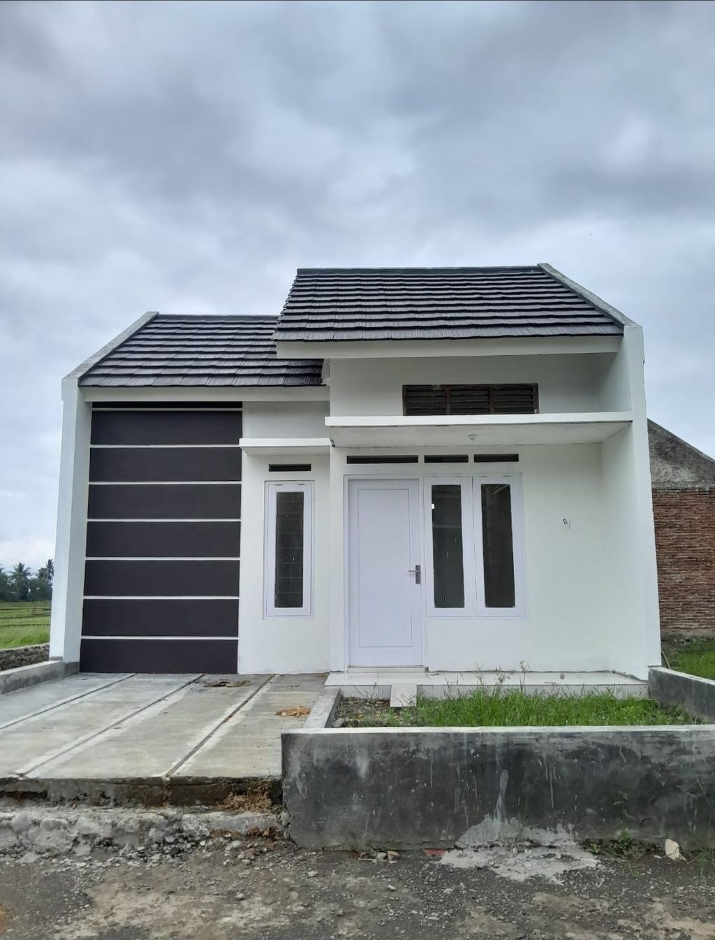 foto tampak rumah tipe 30 perumahan MADINA PERMATA SENTUL