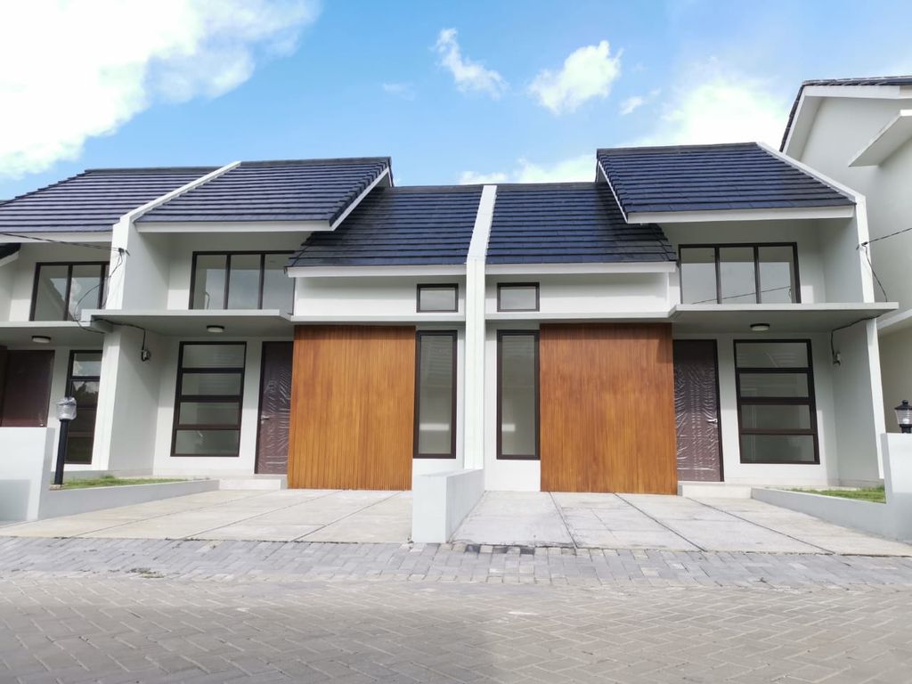 foto tampak rumah tipe 45 perumahan KAYU MANIS RESIDENCE