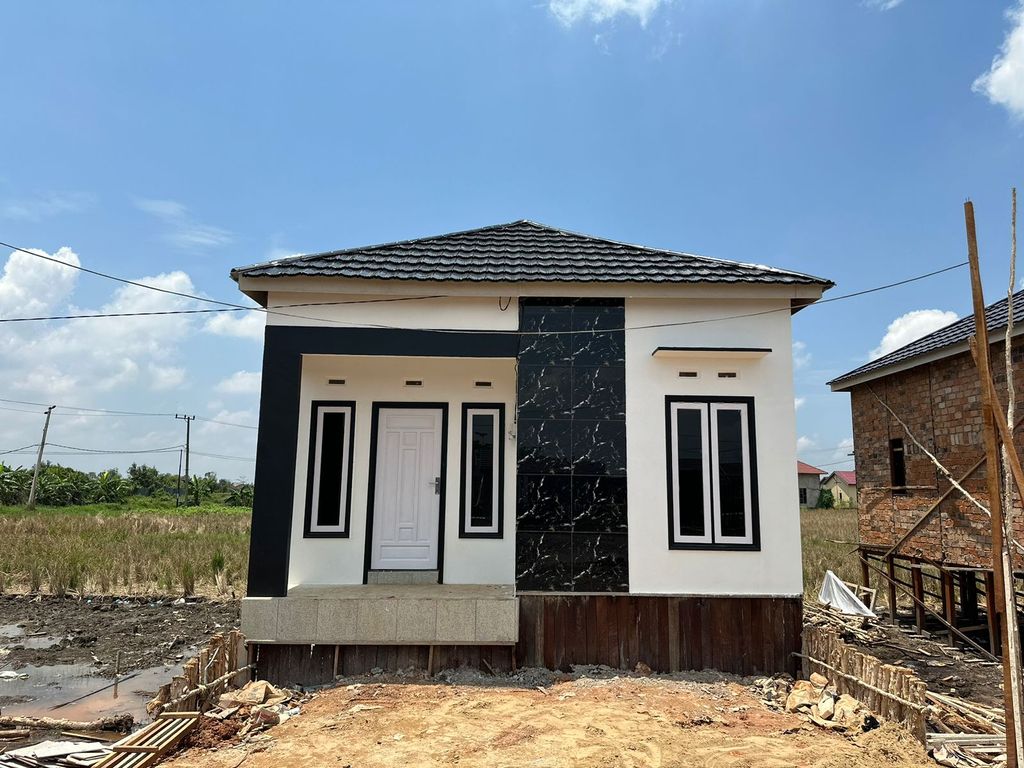foto contoh rumah perumahan NUR AISYA LESTARI III