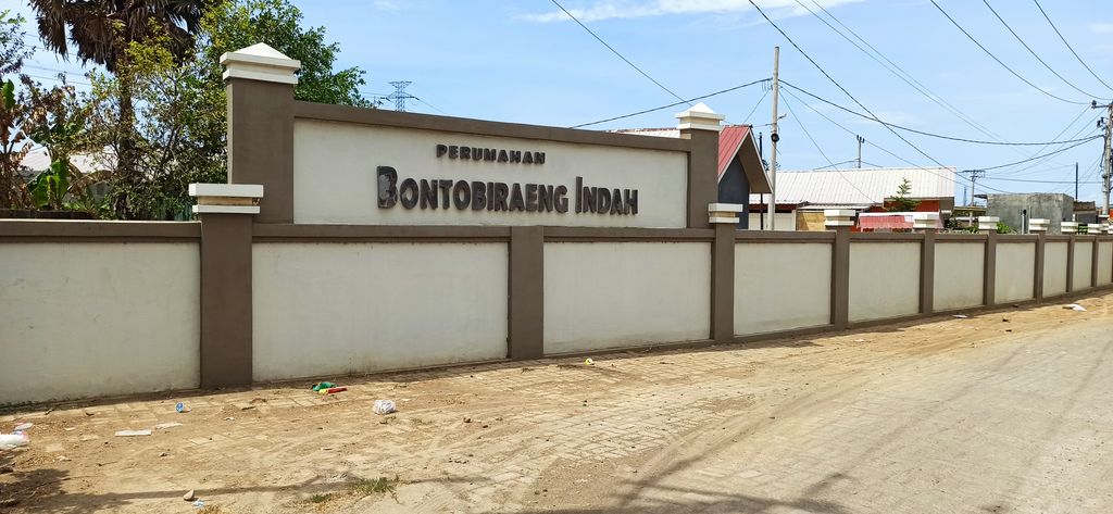 foto gerbang perumahan BONTO BIRAENG INDAH TAHAP 2