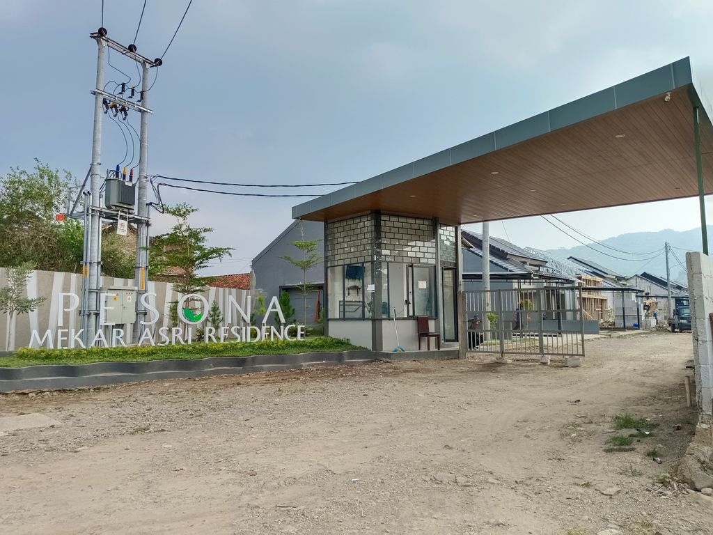 foto gerbang perumahan Pesona Mekar Asri Residence