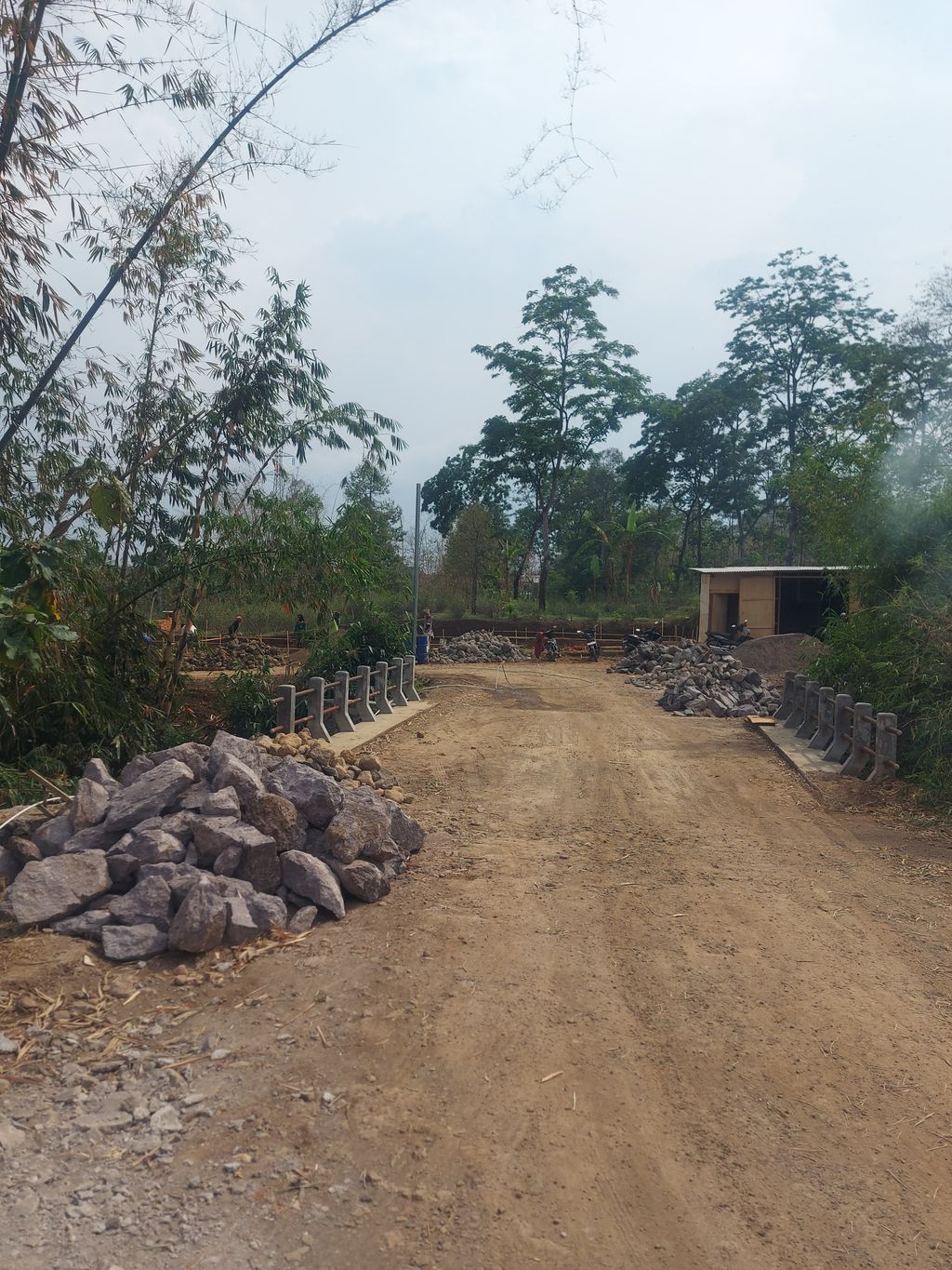 foto gerbang perumahan GRAND LAWANG RESIDENCE TAHAP 5