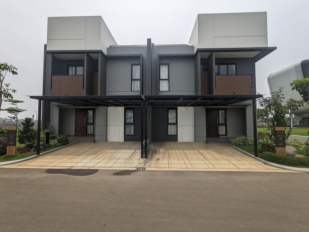 foto contoh rumah perumahan SUMMARECON CROWN GADING - CLUSTER REGIA RESIDENCE