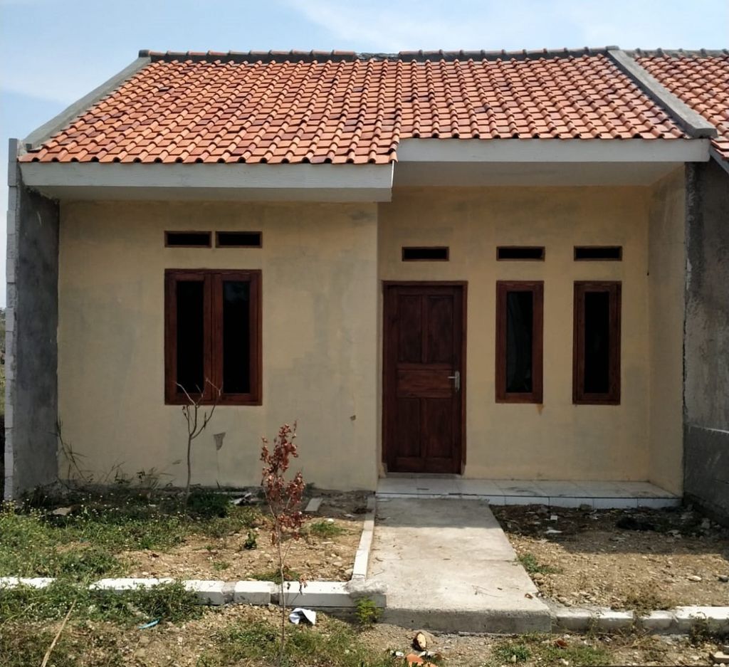 foto tampak rumah tipe 30 perumahan Sumberjaya Residence
