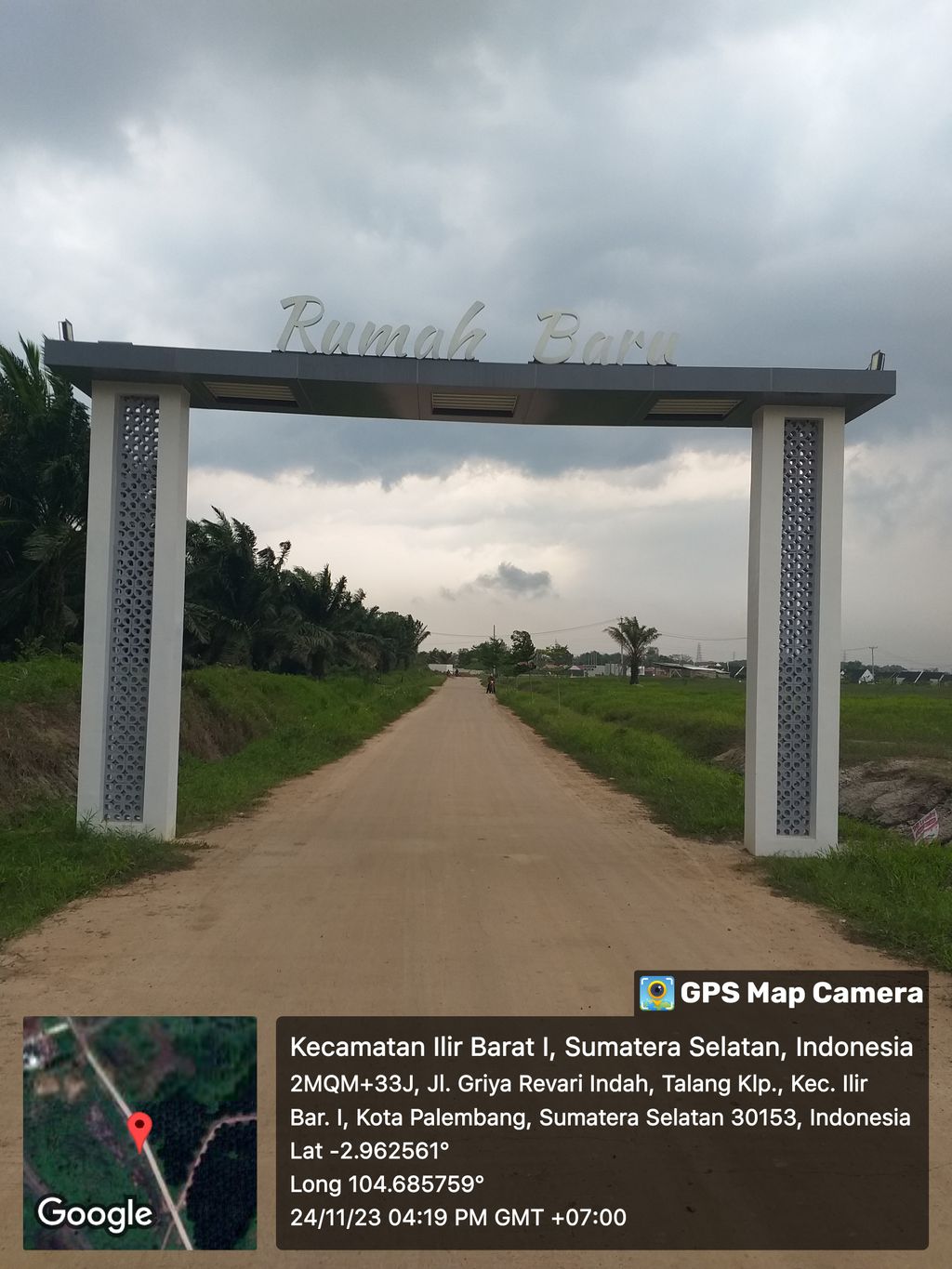 foto gerbang perumahan Perumahan Rumah Baru Cluster Alicia