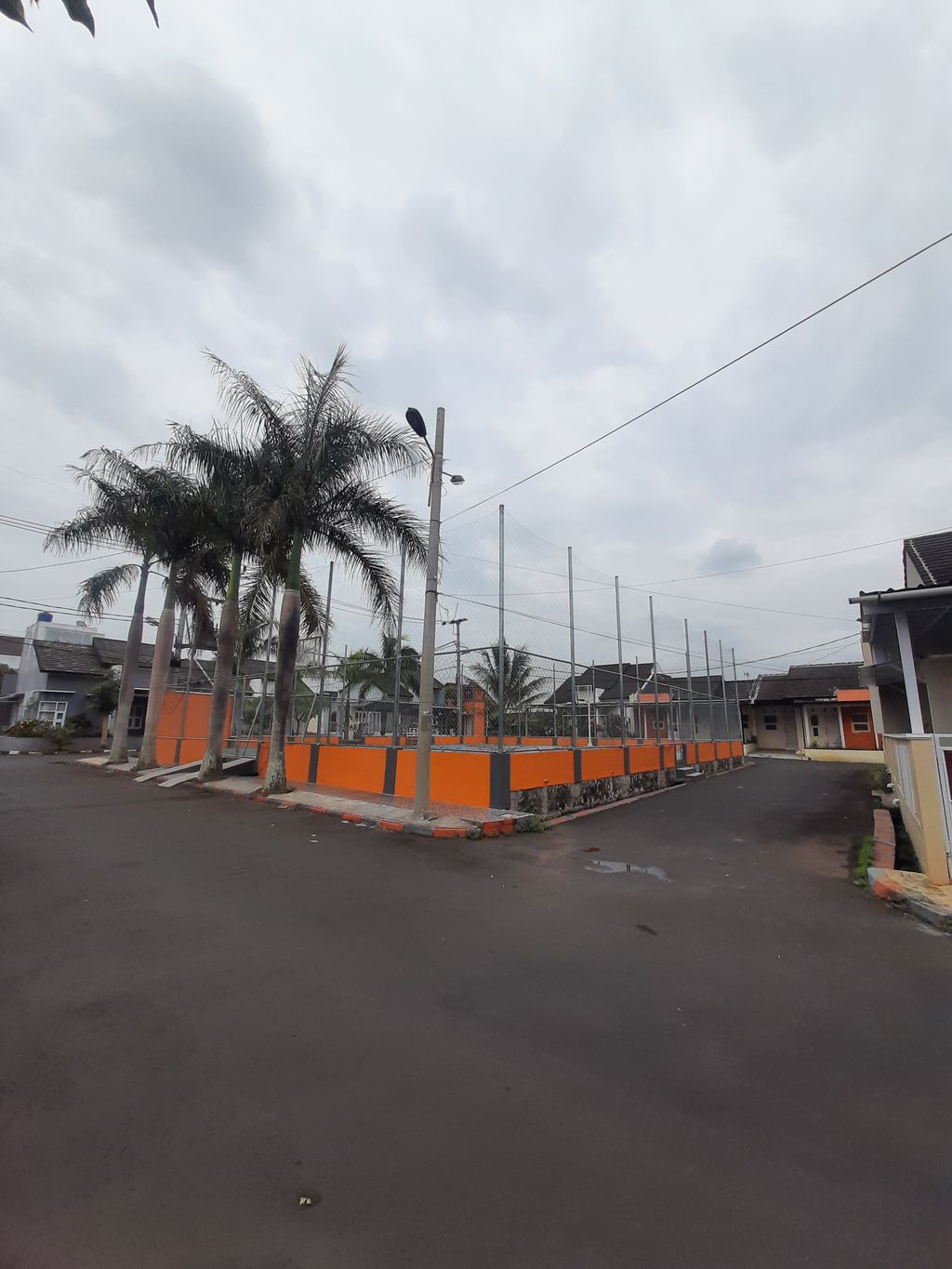 foto posisi tengah perumahan PERMATA KARISMA RESIDENCE