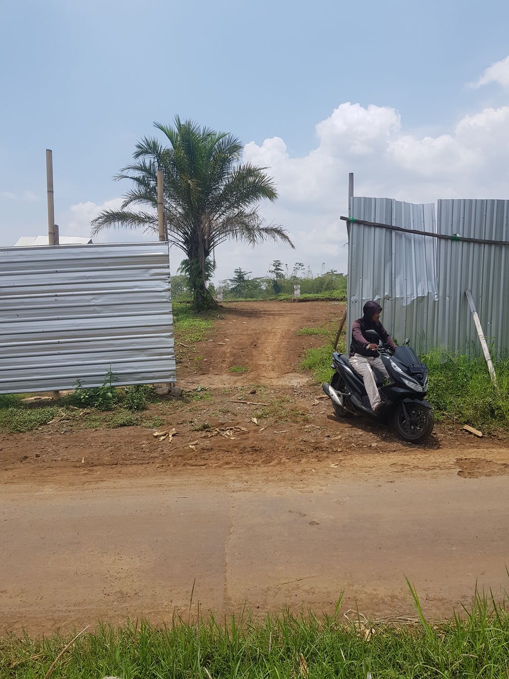 foto gerbang perumahan INDIRISMA REGENCY SIDORAHAYU