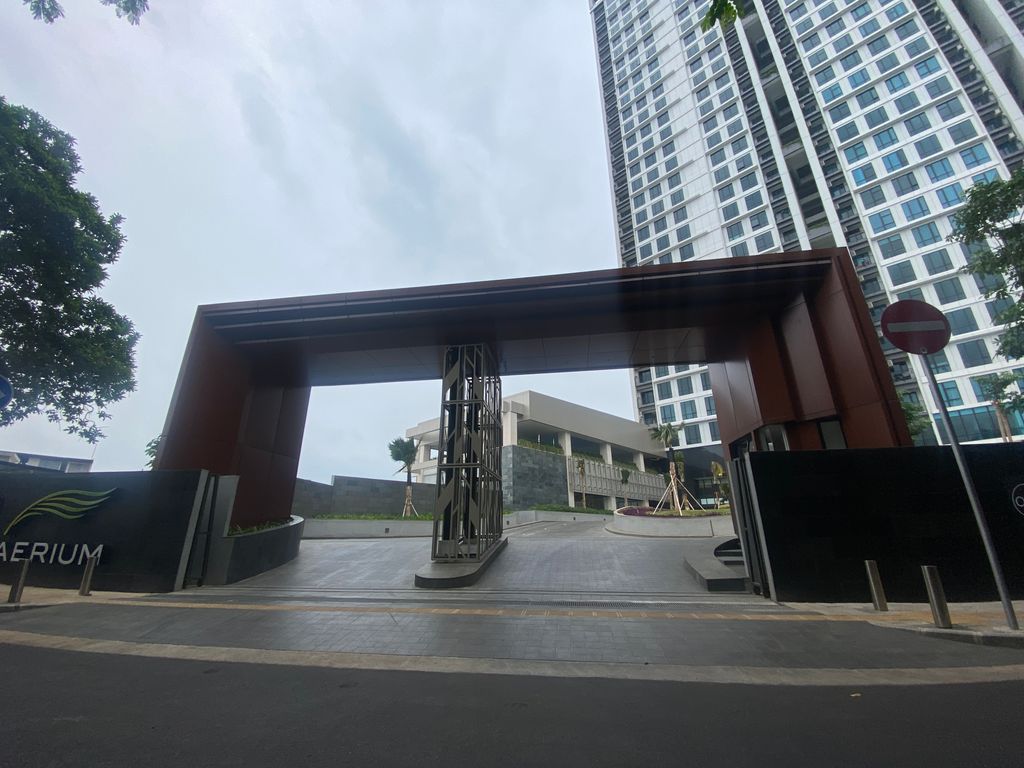 foto gerbang perumahan Apartemen Aerium
