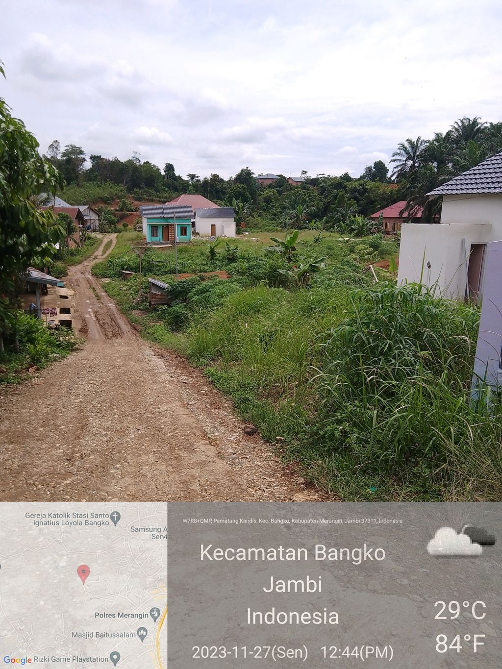 foto posisi tengah perumahan Mulya Regency