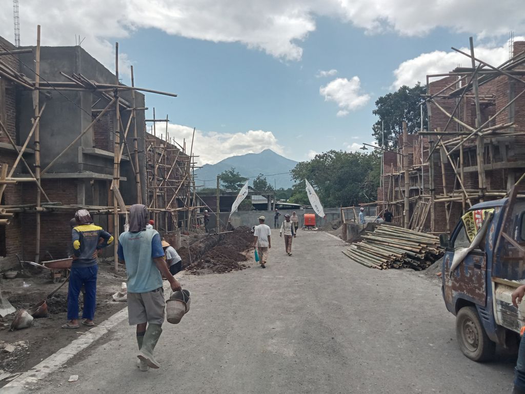 foto posisi tengah perumahan DIPONEGORO REGENCY TAHAP 2