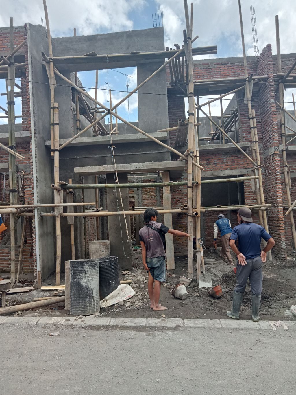 foto contoh rumah perumahan DIPONEGORO REGENCY TAHAP 2