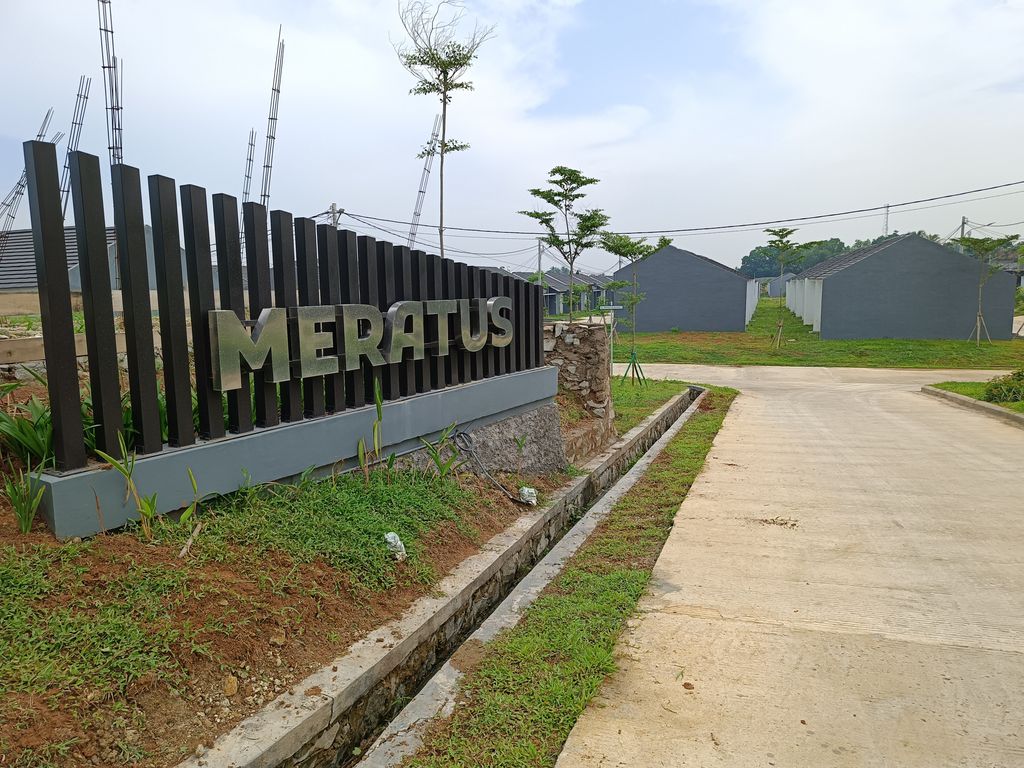 foto gerbang perumahan MODERNLAND CILEJIT-MERATUS