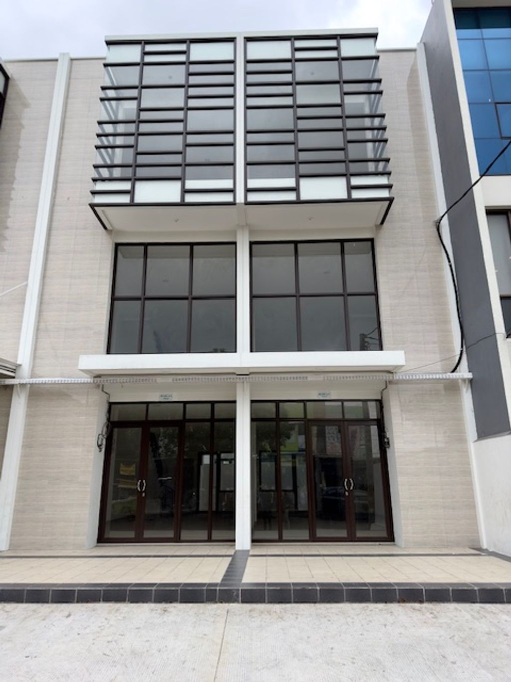 foto contoh rumah perumahan Ruko Poris Eksklusif