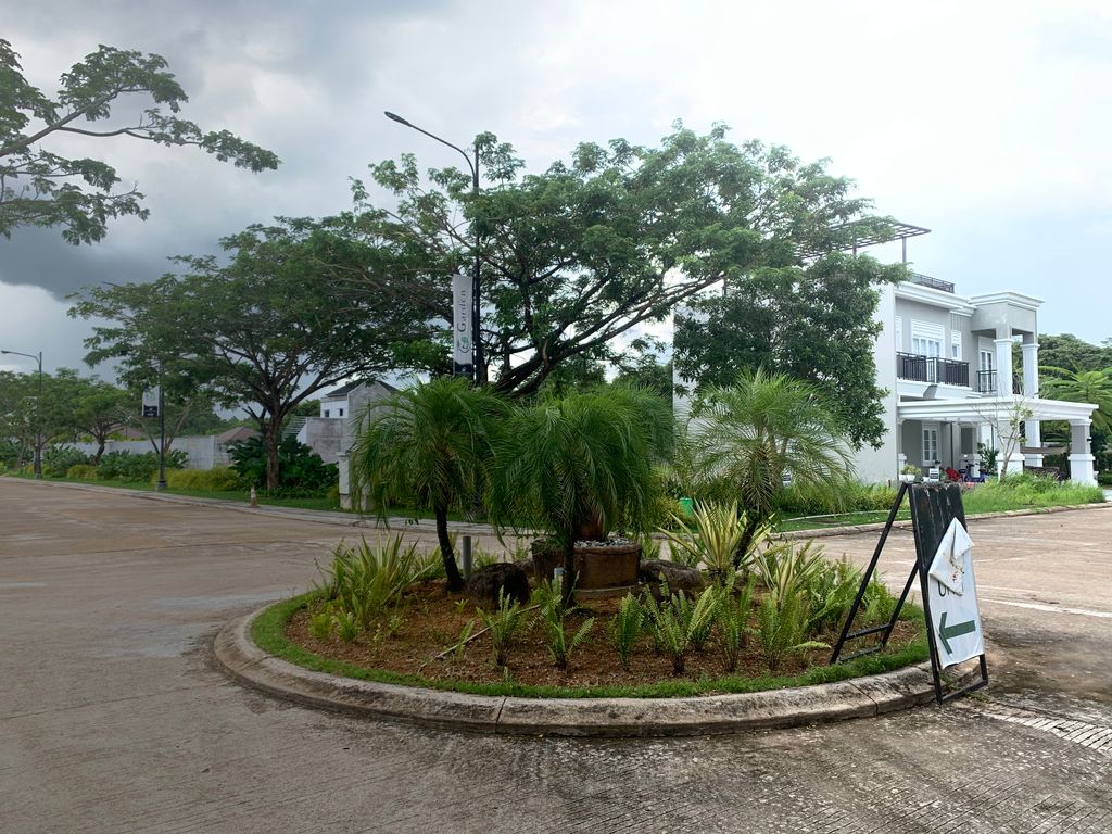 foto posisi tengah perumahan Citra Garden Aneka