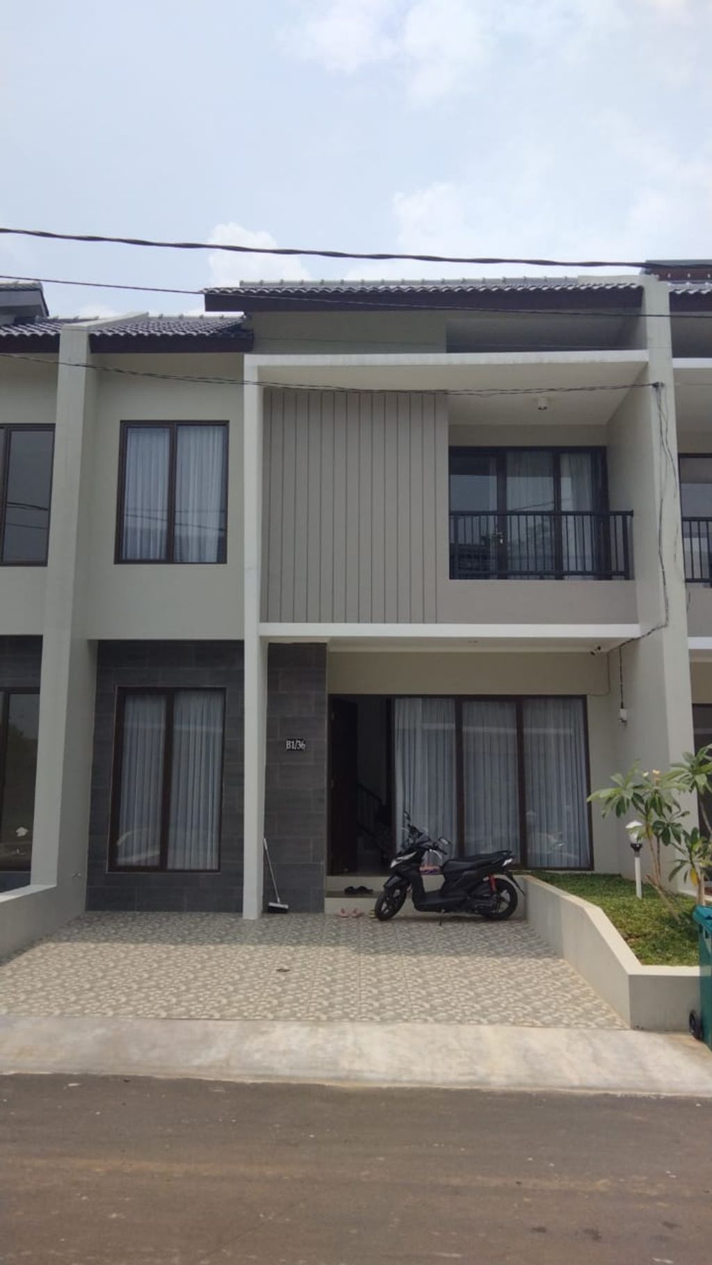 foto tampak rumah tipe 69/105 perumahan PERUMAHAN PERMATA CIMANGGIS THP 2