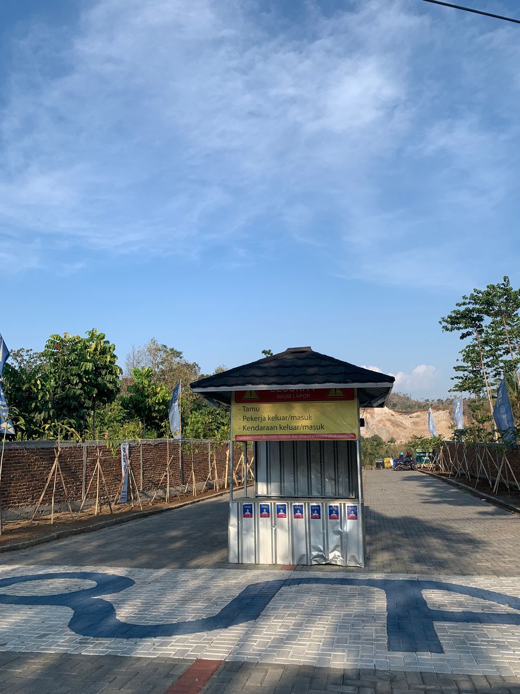 foto gerbang perumahan OTISTA VILLAGE